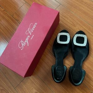Roger Vivier Black Satin Flats Size 37